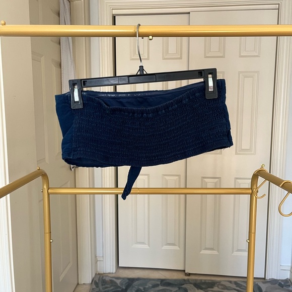 Gently worn- American Eagle Denim strapless crop top with tie front - Picture 2 of 2